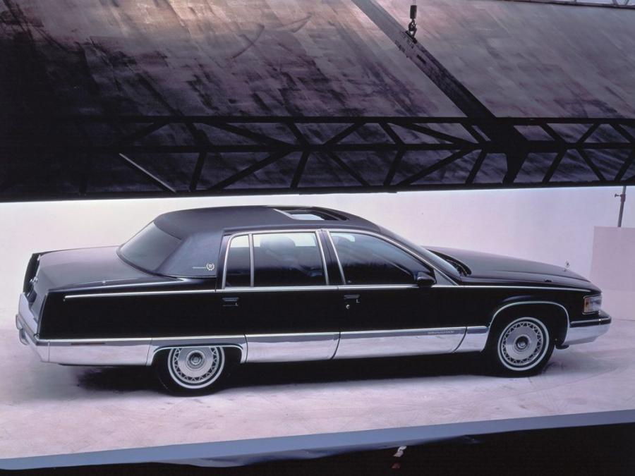  Cadillac Fleetwood Brougham 1993 года  (фото 4 из 35)